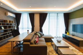 Lovely Vivacity Jazz Suite 1 Cozy Condo 2 Card LV9